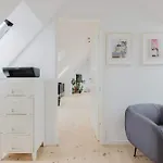 Luxury Penthouse Duplex With Water View *