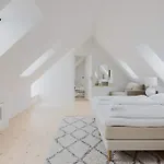 Διαμέρισμα Luxury Penthouse Duplex With Water View