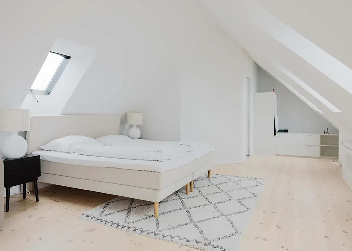 Luxury Penthouse Duplex With Water View