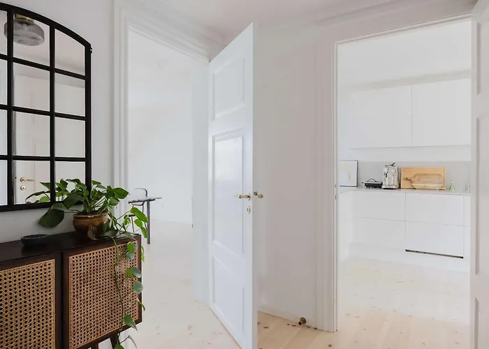 Luxury Penthouse Duplex With Water View